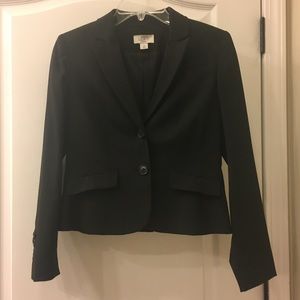 LOFT suit jacket/blazer. Black. Size 2P